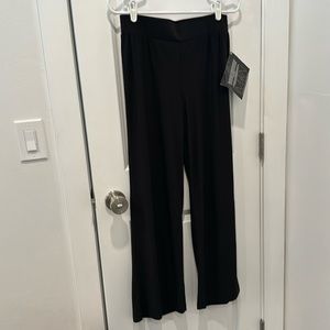 Iman Short black pants